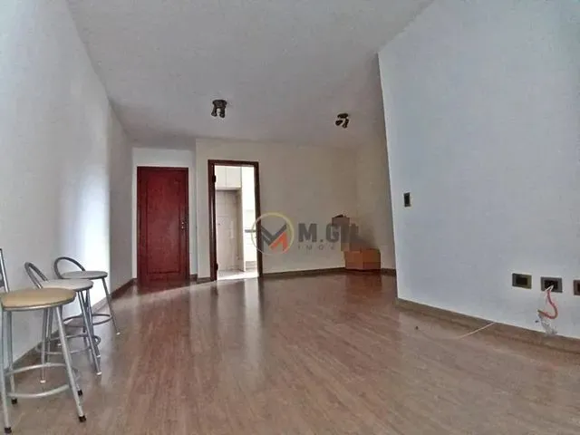 Imagem 9: Apartamento com 02 Dormitórios, Amplo e Confortável, Cabral - Curitiba