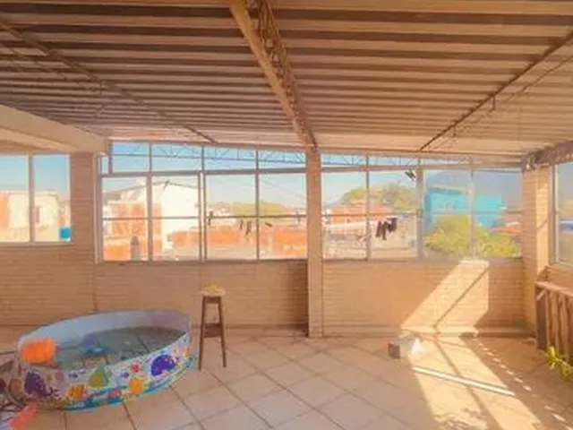 Imagem: Alugo Casa Ampla Duplex Nilópolis