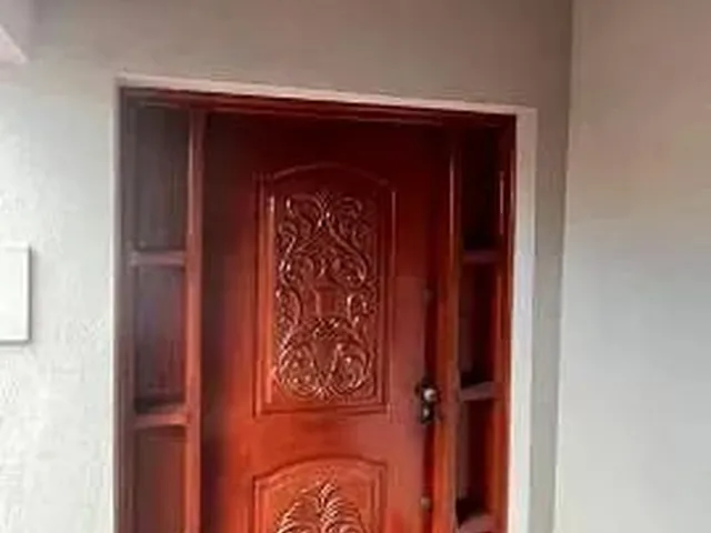 Imagem 3: Casa para Aluguel e Venda com 170 Metros Quadrados com 4 Quartos em Centro - Campo Grande