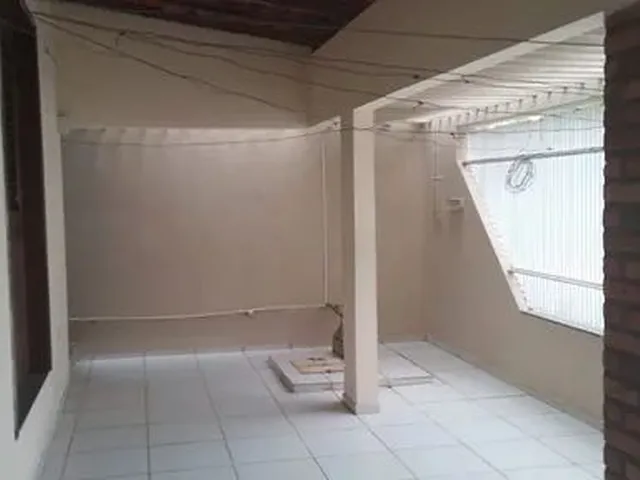 Imagem 2: Casa para Alugar de 3 Quartos na Cidade Operária