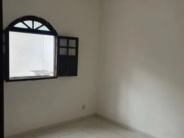 Imagem 5: Aluguel de Casa de 2/4 Sendo 1 Suíte na Conceição!