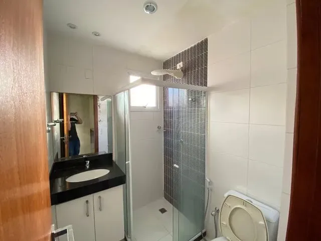 Imagem 10: Apartamento Padrão com 2 Quartos Sendo 1 Suíte na Riviera