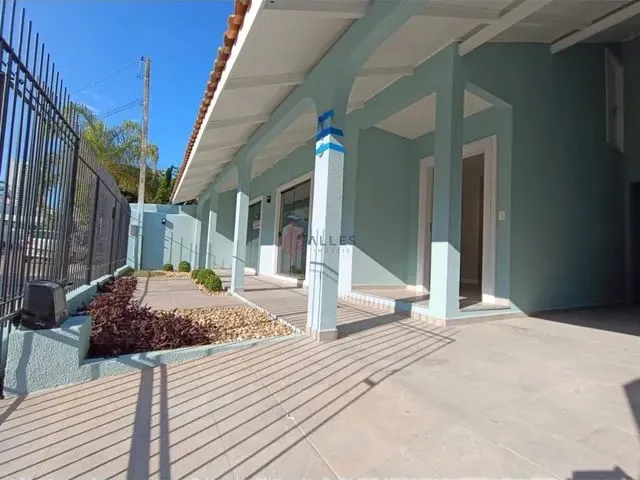 Imagem: Aluga-Se Anual Casa Térrea no Centro de