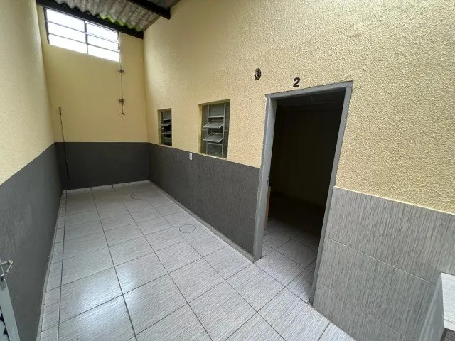 Imagem 6: Alugo Casa com 1 Quarto de Fundos 17 Oeste
