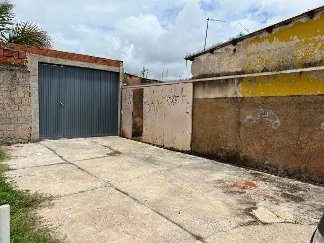 Imagem 11: Alugo Casa com 1 Quarto de Fundos 17 Oeste