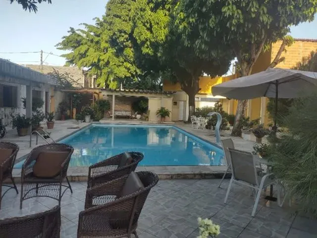 Imagem: Alugo Casa Enorme com Piscina na Leste Oeste