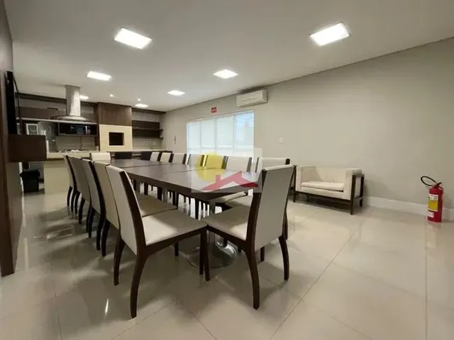 Imagem 2: Apartamento no Saguaçú com 2 Quartos para Locação, 75 M²
