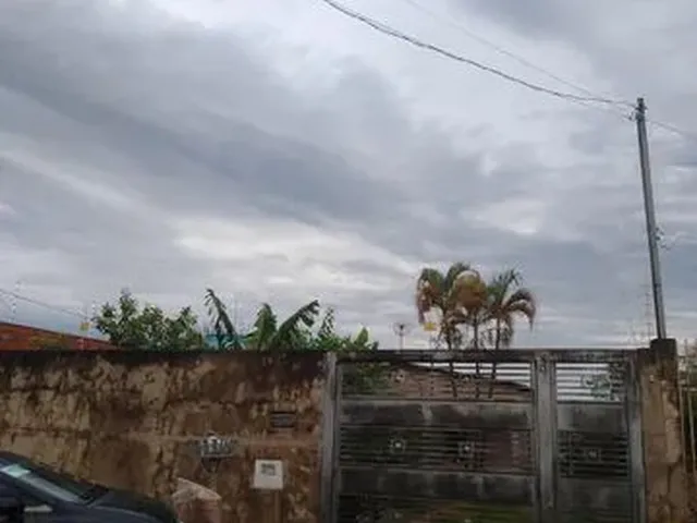Imagem: Alugo Casa 3 Quartos