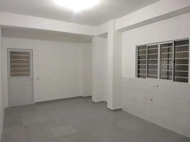 Imagem 9: Kitnet com Garagem em Colombo