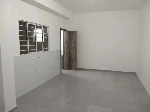 Imagem 10: Kitnet com Garagem em Colombo