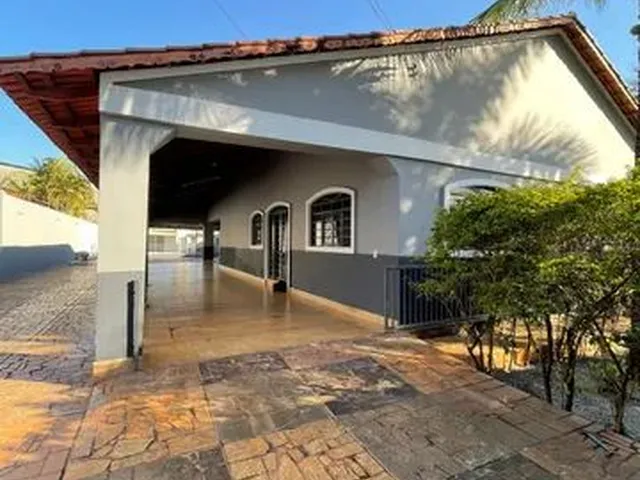 Imagem: Casa Térrea a Venda com 600M² com 4 Quartos