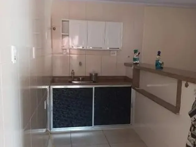 Imagem: Casa de Fundos na Rua Arimbu, Bangu