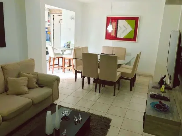 Imagem 1: Apartamento com 2 Dormitórios À Venda em Bombas