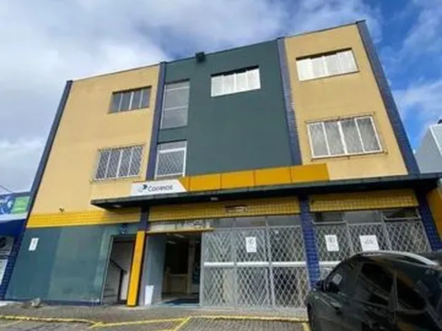 Imagem: Sala Comercial no Saguaçú com 0 Quartos
