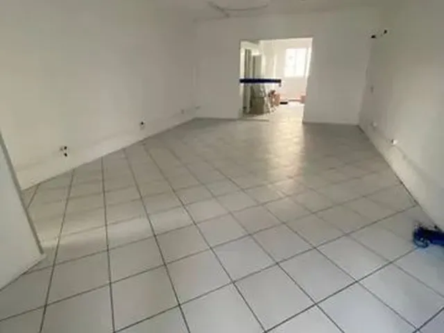 Imagem 5: Sala Comercial no Saguaçú com 0 Quartos para Locação, 70 M²