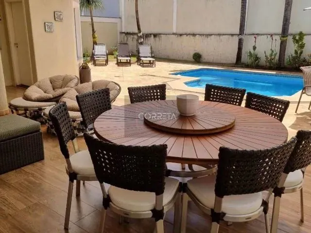 Imagem: Casa com 4 Dormitórios À Venda, Parque