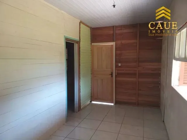Imagem 13: Casa com 2 Quartos a 200 Metros da Rs040