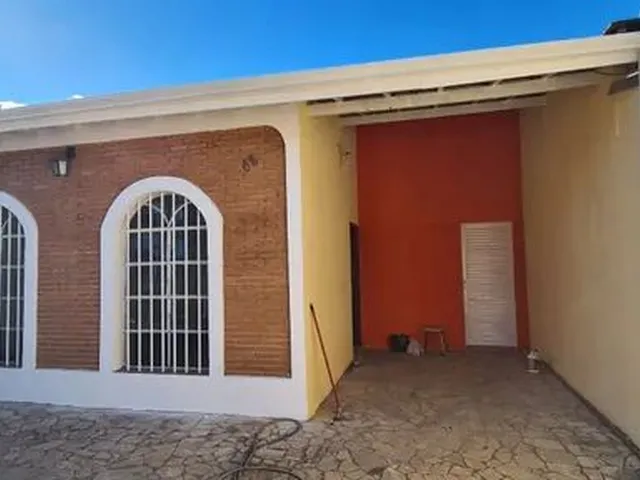 Imagem: Vendo Ou Alugo Casa de 250 M2 na Ferradura!
