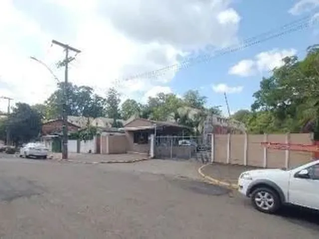 Imagem: O apartamento possui 2 Dormitórios, 1 Banheiro, 1 Vaga na