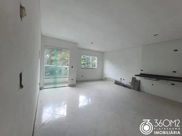 Imagem: A casa possui 2 Dormitórios, 2 Suítes, 1 Banheiro, 4