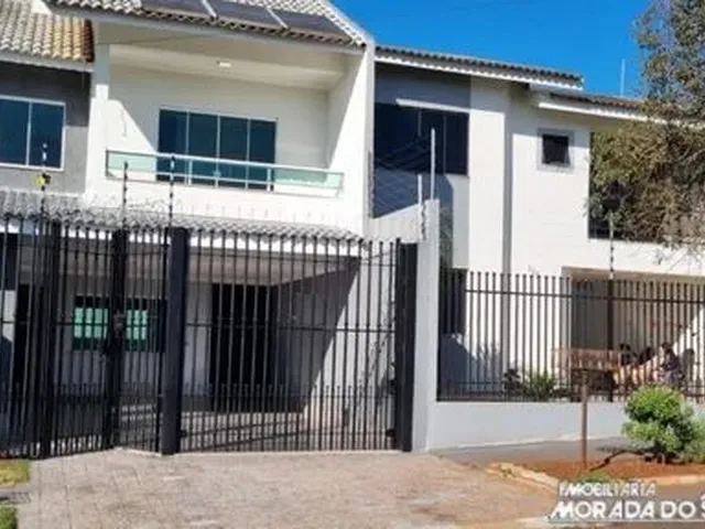 Imagem: Sobrado com 3 Quartos À Venda por R$ 690000.00