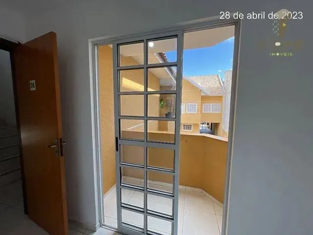 Imagem 3: Kitnet com 1 Dormitório para Alugar, 30 M² por R$ 1.018,00/Mês - Xaxim - Curitiba/Pr