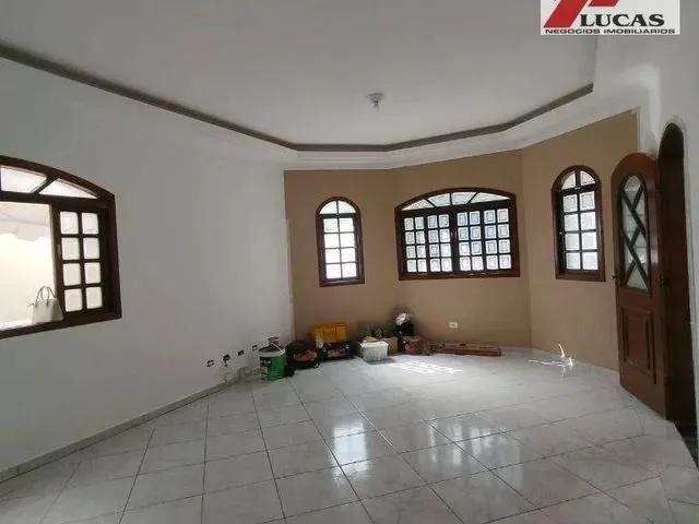 Imagem: Casa com 3 Dormitórios para Alugar, 180