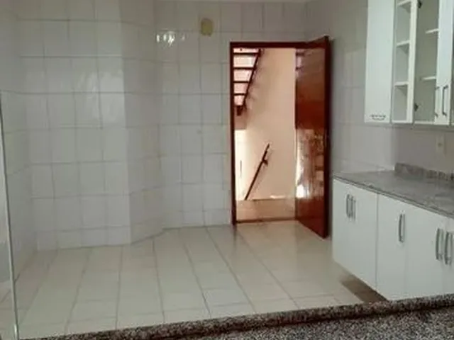Imagem 6: Sobrado para Aluguel 2 Quartos 2 Suítes 2 Vagas Vila Helena - Santo André - Sp