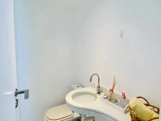 Imagem 3: Apartamento com 4/4, Suíte, Varanda Gourmet, Armários, 2 Vagas, em Alphaville