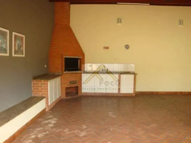 Imagem 10: Cond. Green Village - Casa com 3 Dormitórios para Alugar, 295 M² de Construção