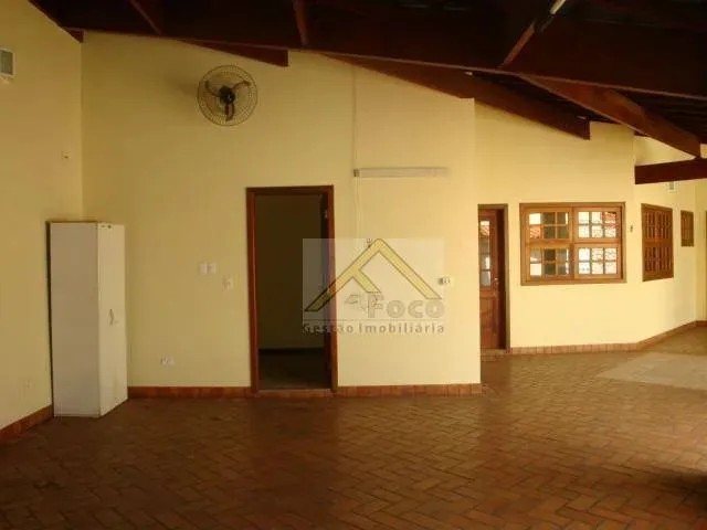 Imagem 12: Cond. Green Village - Casa com 3 Dormitórios para Alugar, 295 M² de Construção