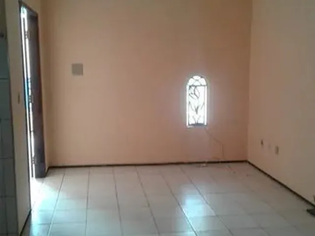 Imagem 2: Casa no Montese Casa com 2 dormitórios