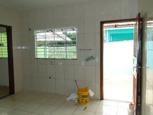 Imagem 13: Aluga-Se Casa Semi Nova, Arapongas