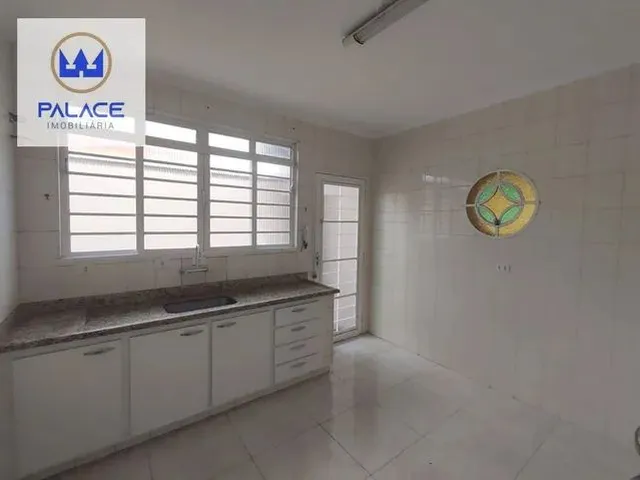 Imagem 11: Casa com 3 Dormitórios para Alugar, 254 M² por R$ 3.700,00/Mês - Jardim Caxambu