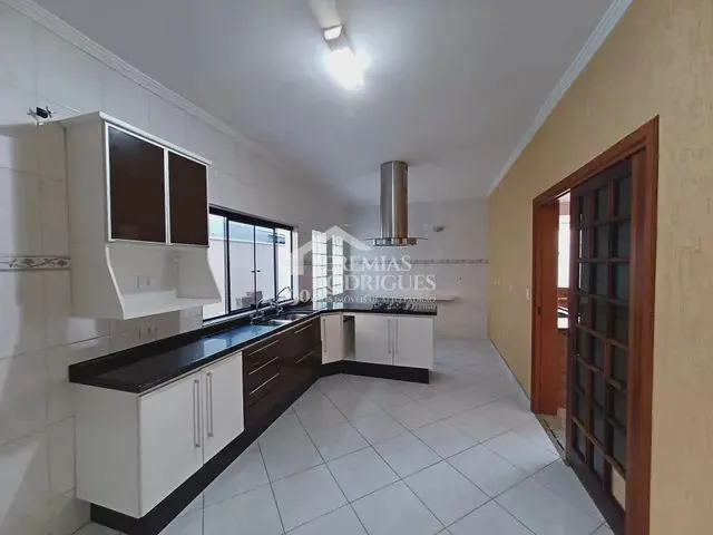 Imagem 16: Casa Condomínio em Pindamonhangaba