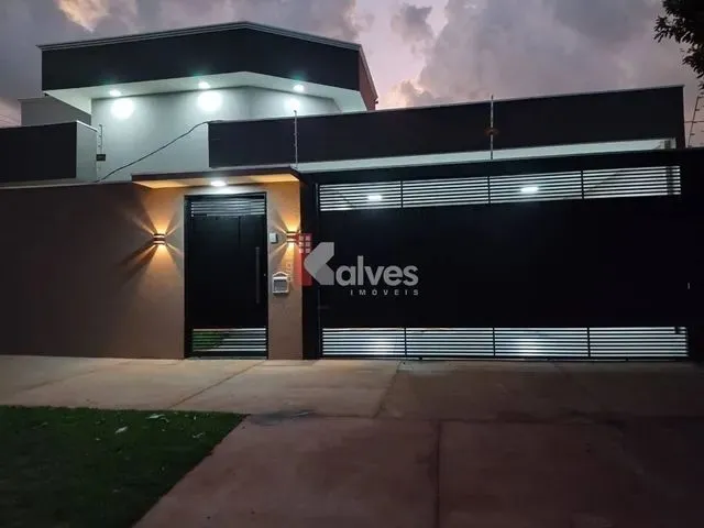 Imagem: Casa com 3 Quartos À Venda, Universitário