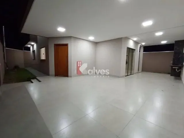 Imagem 2: Casa com 3 Quartos À Venda, Universitário - Campo Grande