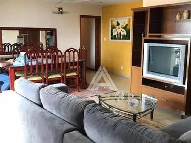 Imagem: Apartamento com 3 Dormitórios, 144 M²