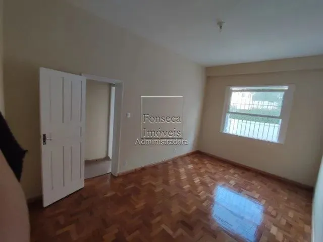 Imagem 3: Petrópolis - Casa Padrão - Castelanea
