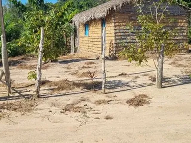 Imagem: Comunidade Castela 32 Frente, 200 de Fundos