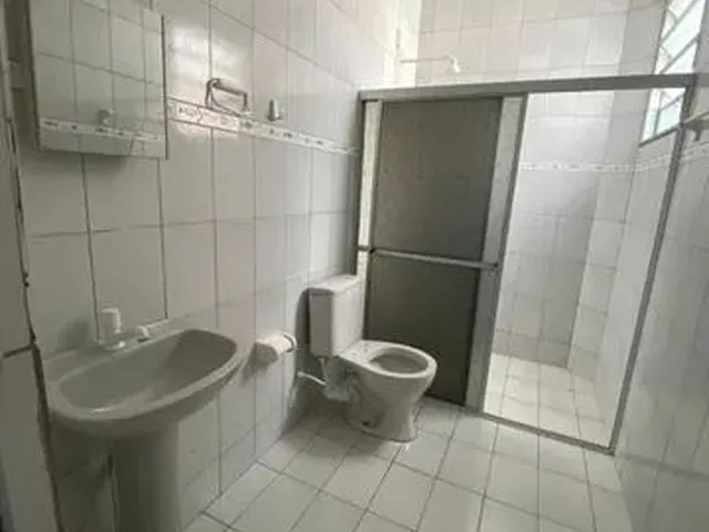 Imagem 4: Aluga-Se Casa na Av. Poço do Mero Bugio