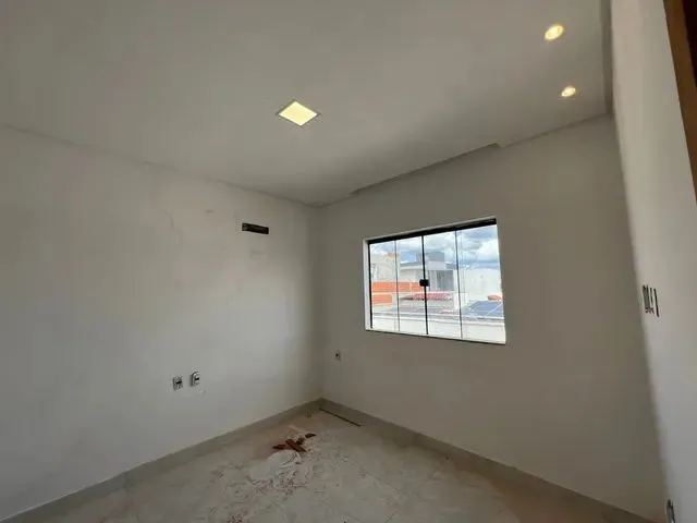 Imagem 3: Casa no Aldebaran Leste com Energia Solar