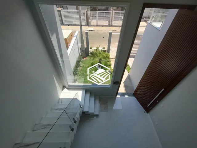 Imagem 10: Sobrado com 3 Suites Sendo 1 Suite Master com Closet e Banheira de Hidromassagem