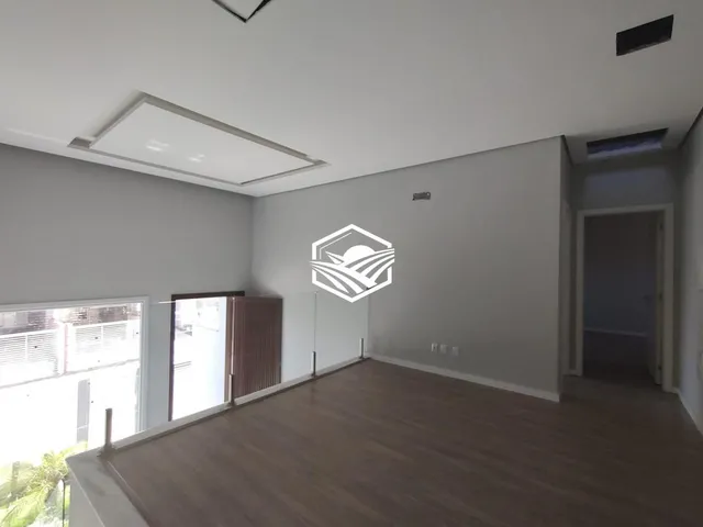 Imagem 11: Sobrado com 3 Suites Sendo 1 Suite Master com Closet e Banheira de Hidromassagem