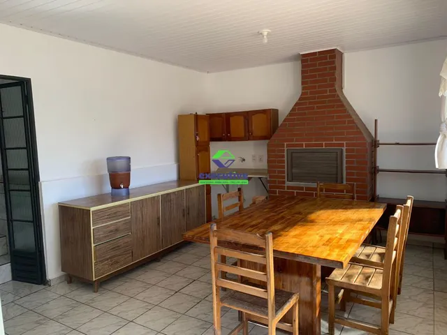 Imagem 7: Casa com 4 Quartos na Nova Rússia