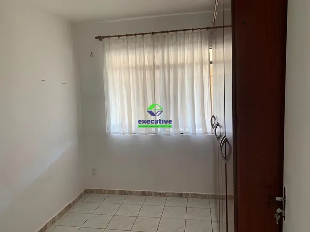 Imagem 5: Casa com 4 Quartos na Nova Rússia