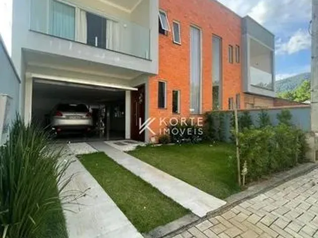 Imagem: Sobrado com 2 Dormitórios À Venda, 218