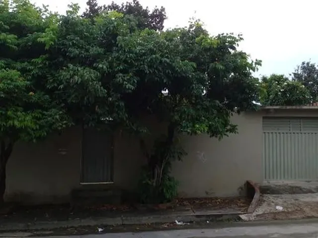 Imagem 1: Casa de Esquina com Ponto Comercial