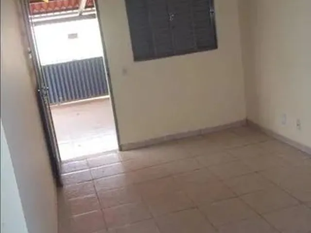 Imagem 8: Casa com 2 Dormitórios À Venda por R$ 120.000,00 - Setor de Chácaras Anhangüera C
