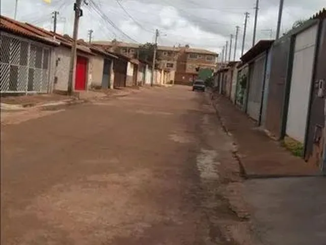 Imagem 3: Casa com 2 Dormitórios À Venda por R$ 120.000,00 - Setor de Chácaras Anhangüera C